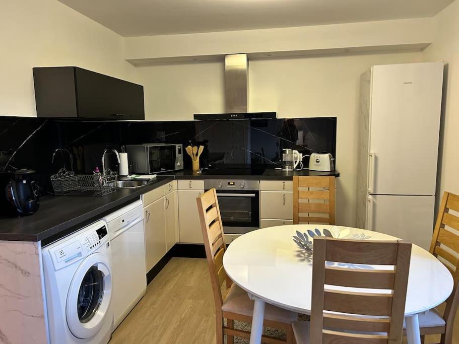 Appartement 3 Chambres A Annecy Dans Maison Pour 2 A 8 Personnes Exterior foto